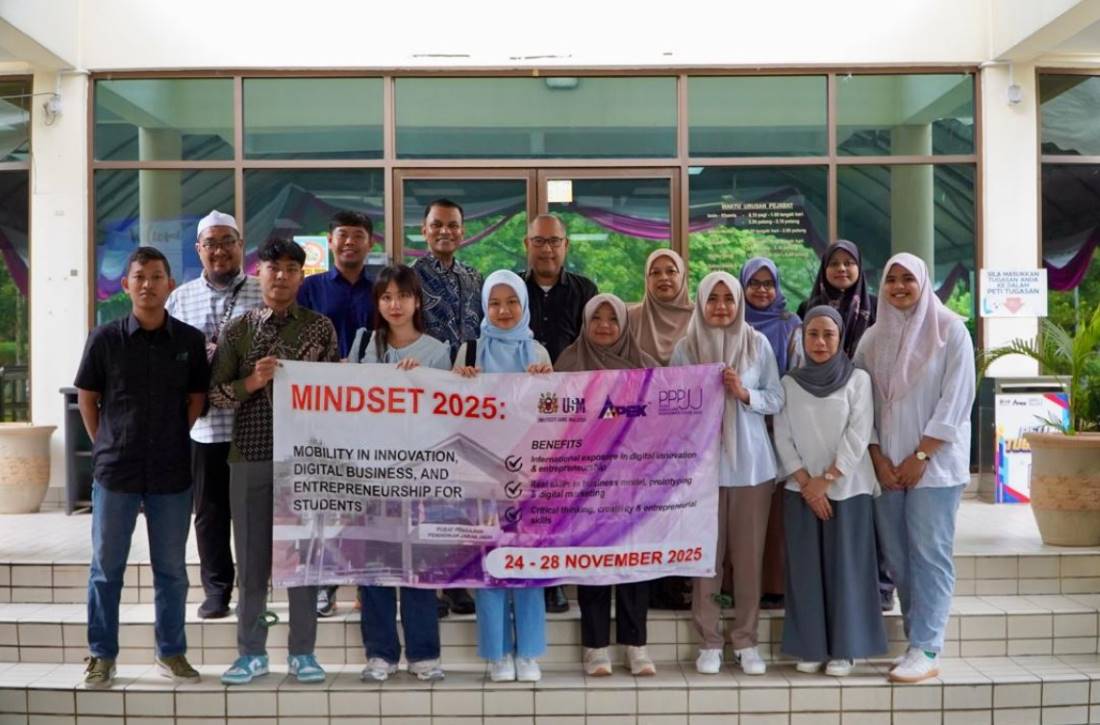 Berani Melangkah Ke Vietnam, Lima Mahasiswa UT Pulang Dengan Cerita Berbeda